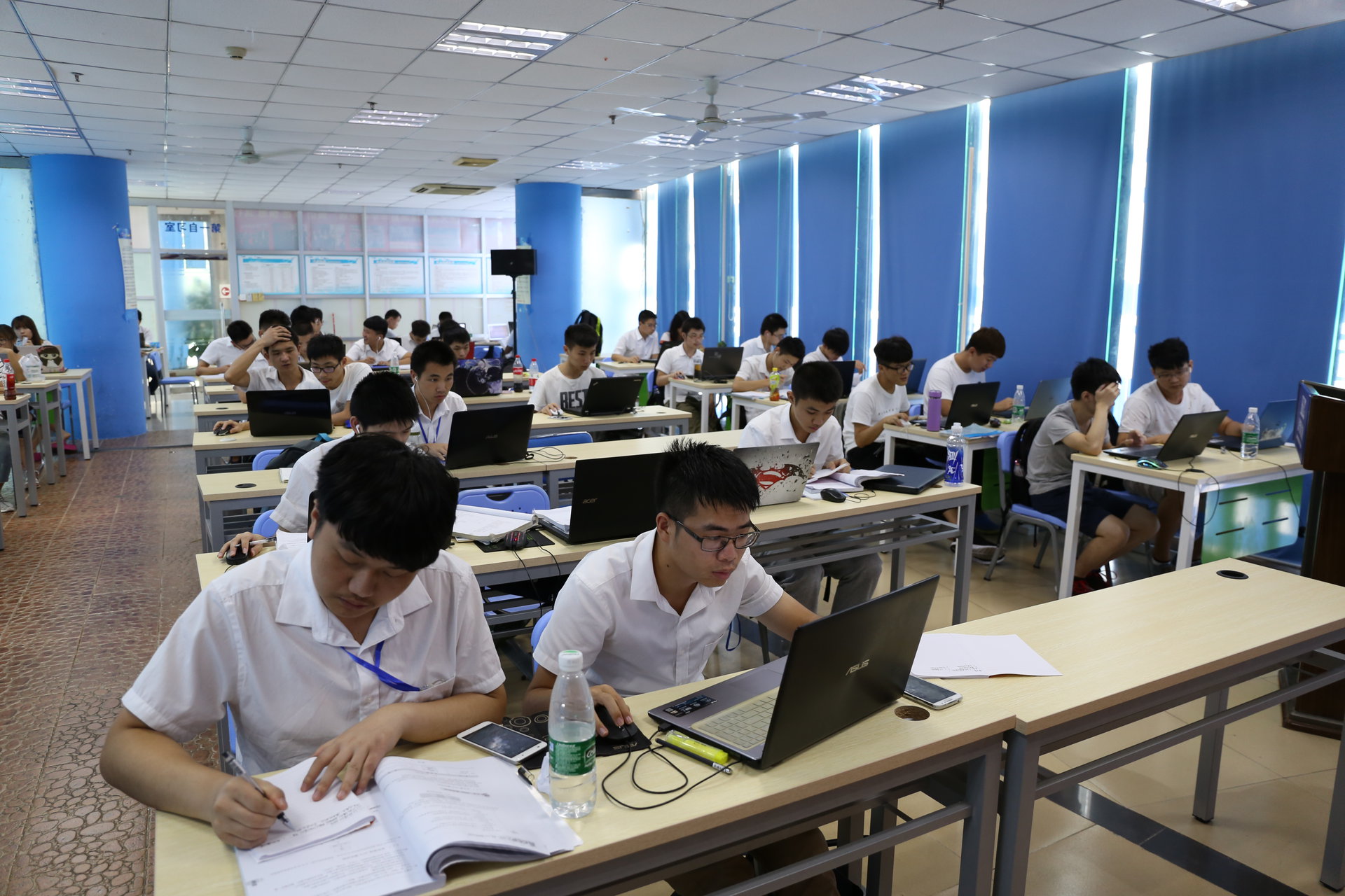 职业技术培训学校，培养实用人才的摇篮