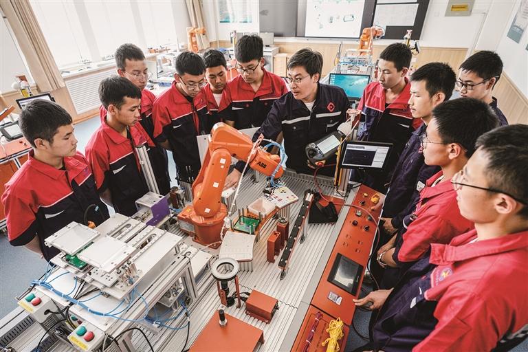 银川职业技术培训学校，新时代工匠的摇篮之路