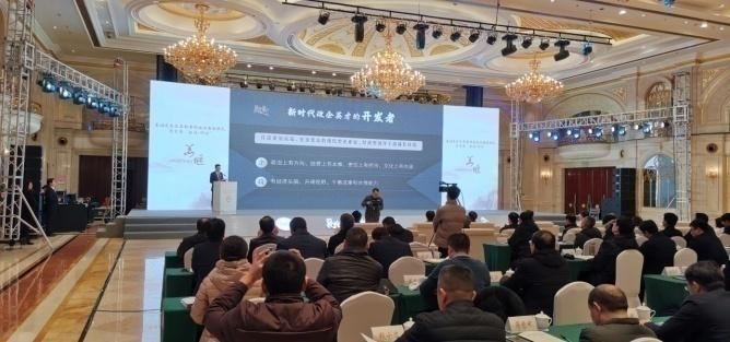 创设温度课堂，守护讲坛情怀