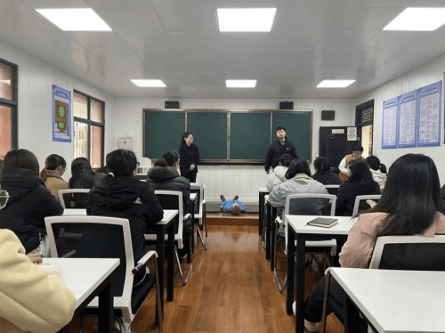 金水区职业技术培训学校，培养新时代人才的摇篮