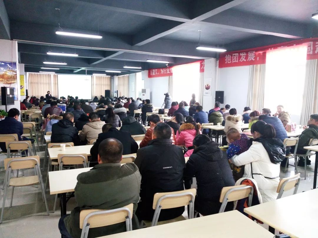 环聚玺职业技术培训学校，培养未来职业技能精英的摇篮