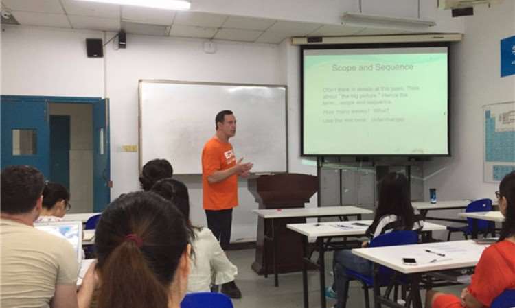 美德职业技术培训学校，培育新时代人才的摇篮