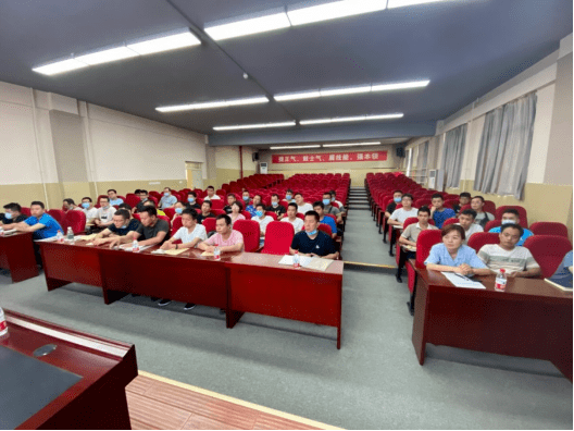 恒力职业技术培训学校，培养实用人才的摇篮
