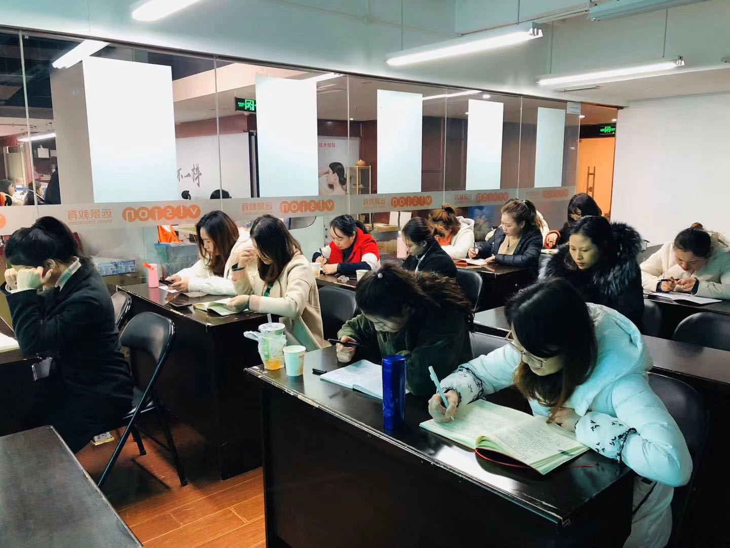 远景职业技术培训学校，培养新时代人才的摇篮