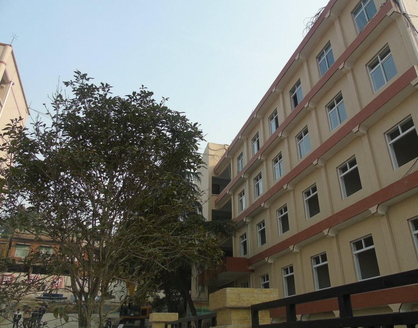 威远职业技术培训学校，培养新时代人才的摇篮