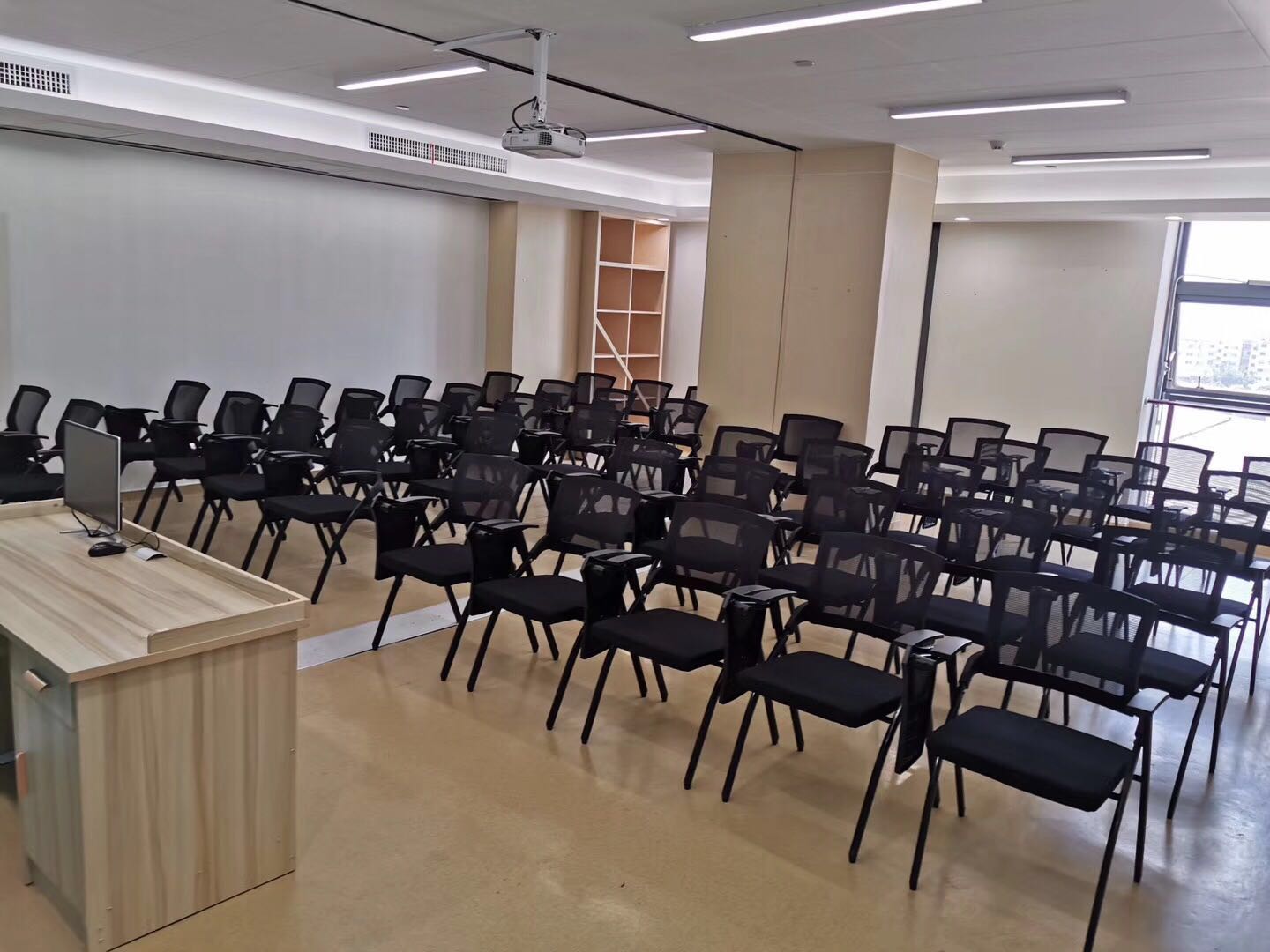 乐清职业技术培训学校，培养新时代技能人才的摇篮