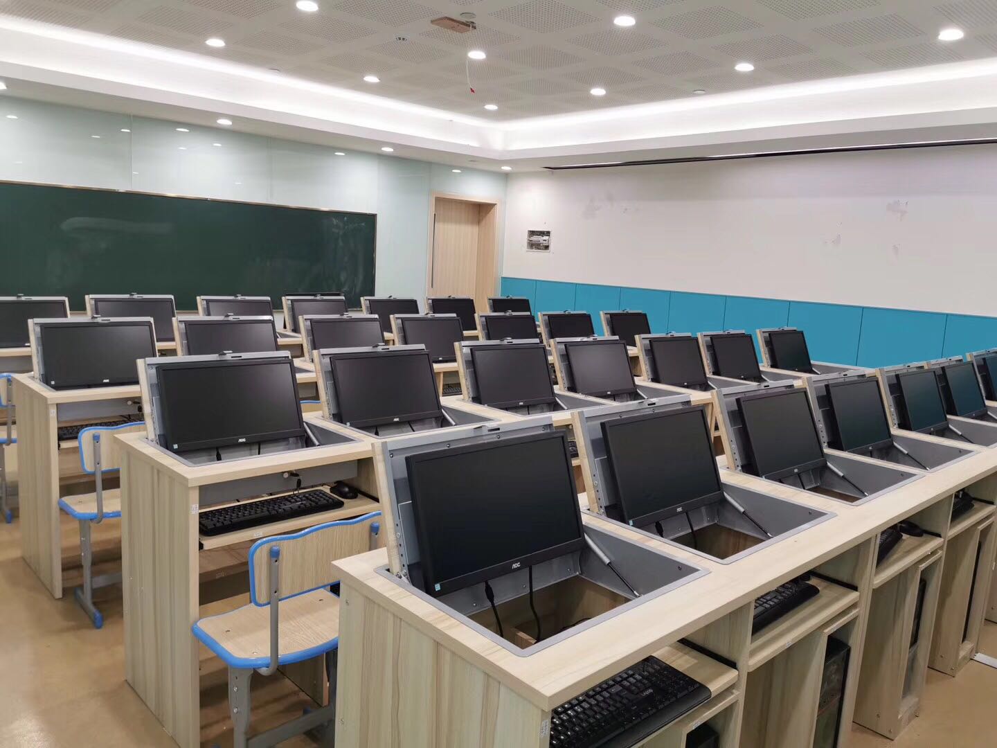 乐清职业技术培训学校，培养新时代技能人才的摇篮