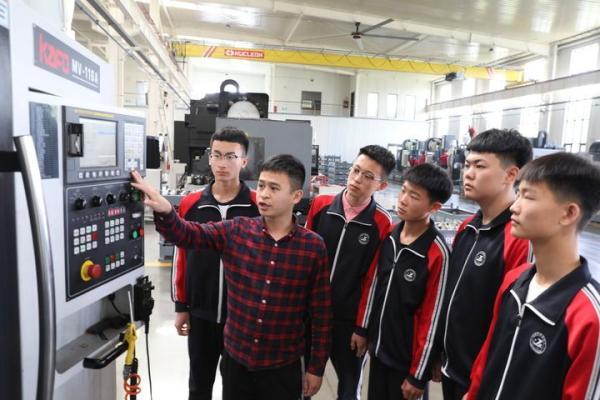 河间职业技术培训学校，培养新时代人才的摇篮