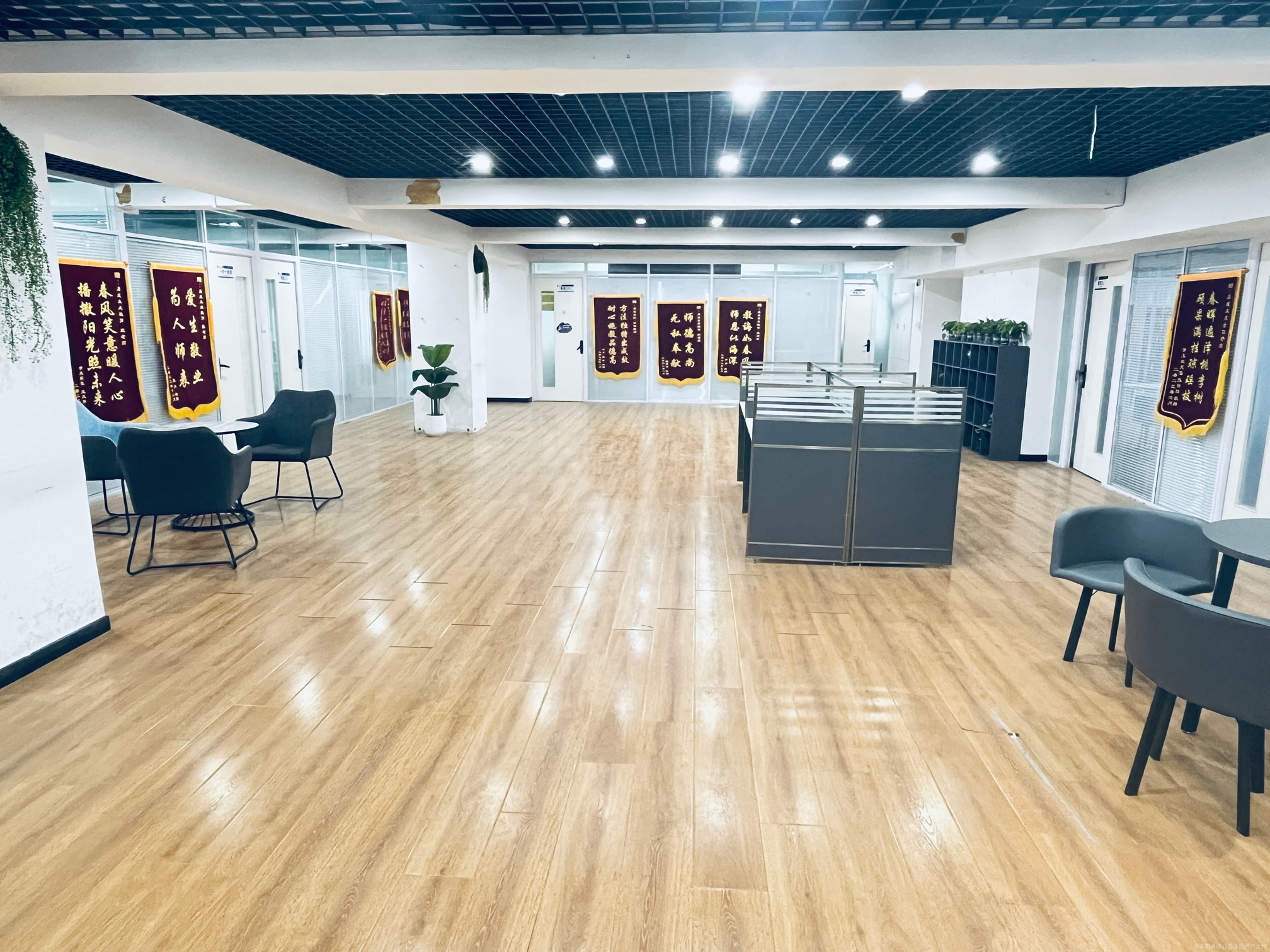 易成职业技术培训学校，新时代人才的摇篮培育地
