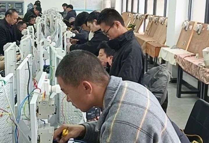 无证职业技术培训学校，探索与挑战之路