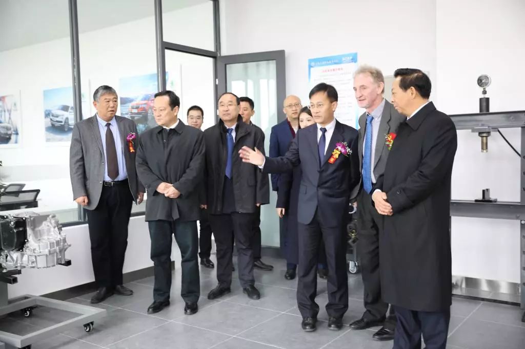 上汽职业技术培训学校，培育未来汽车人才的摇篮