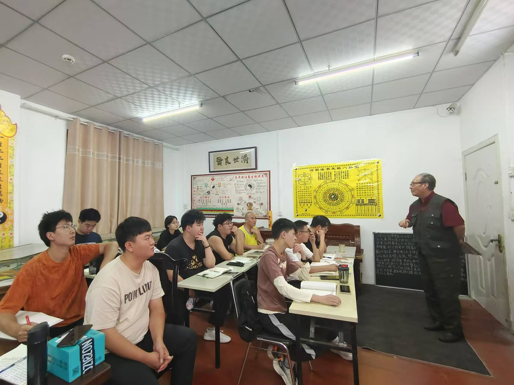 国脉职业技术培训学校，培养新时代技术人才的摇篮