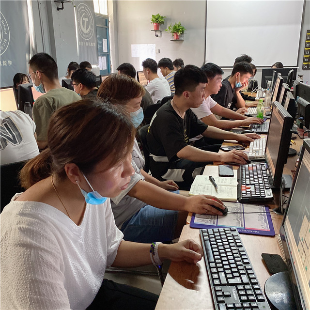 职业技术培训学校日常简介