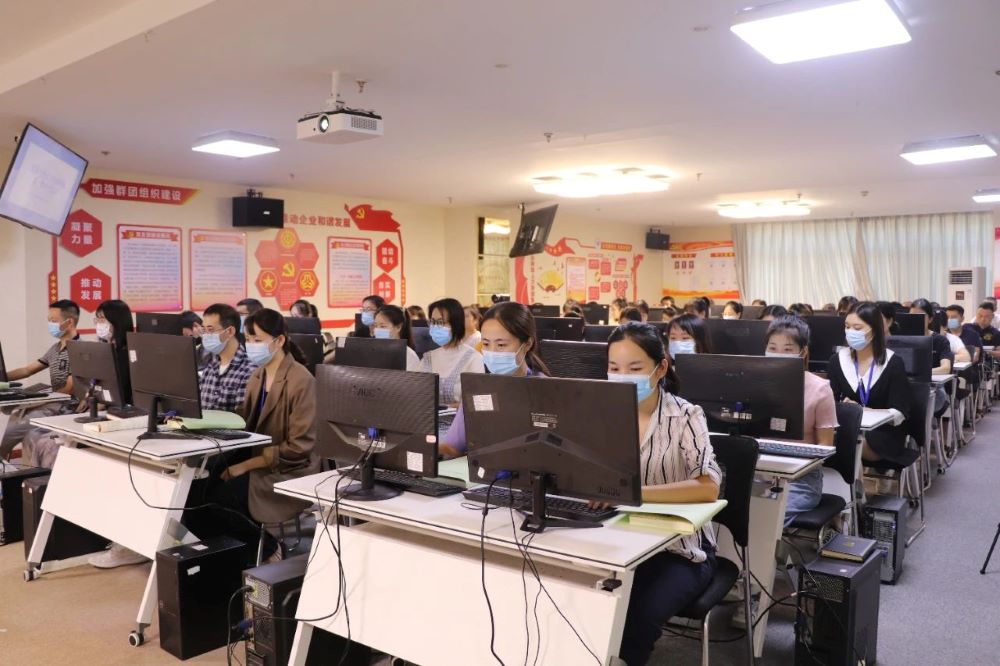 线上职业技术培训学校，重塑职业技能教育的未来之路