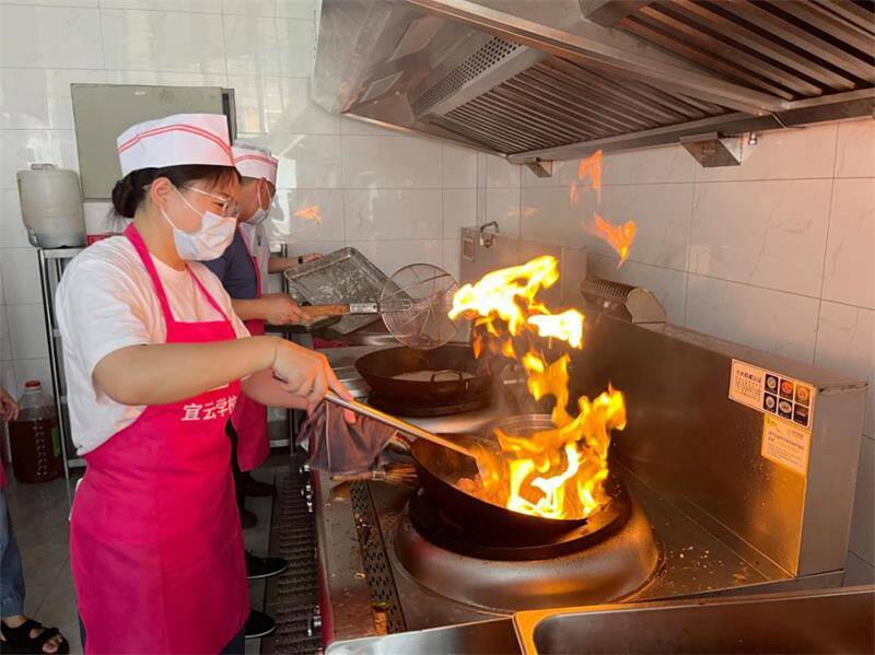 乳山职业技术培训学校，培养新时代技能人才的摇篮