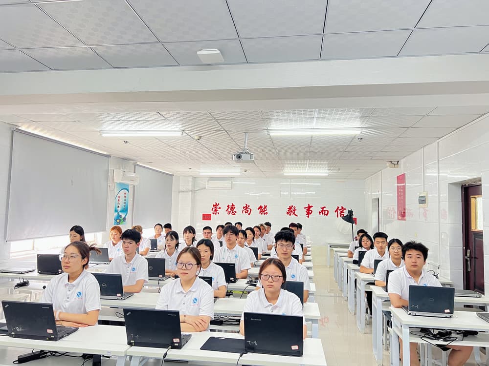 乐于职业技术培训学校，培养新时代人才的摇篮