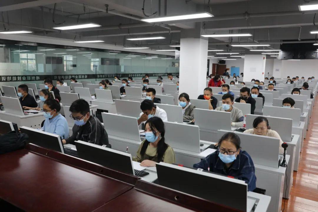日喀则职业技术培训学校，培养新时代技术人才的摇篮