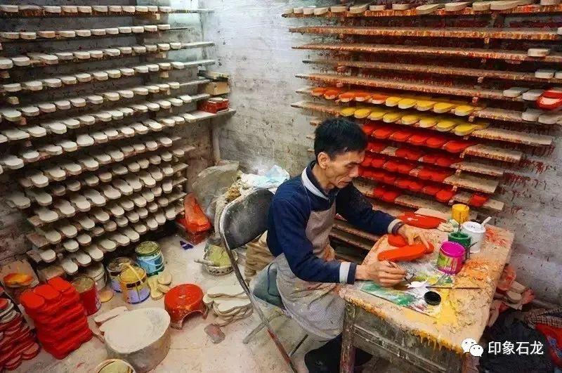 石龙职业技术培训学校，培养新时代人才的摇篮