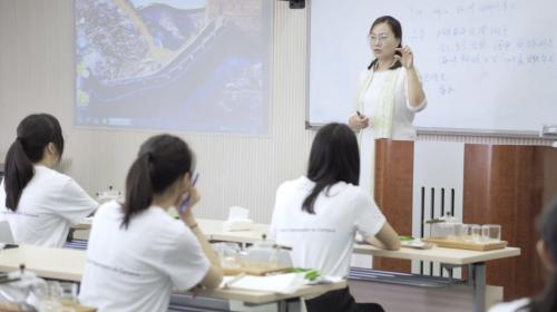 我校成功举办第十二届挑战杯上海大学生课外学术科技作品竞赛校赛，点燃创意星火