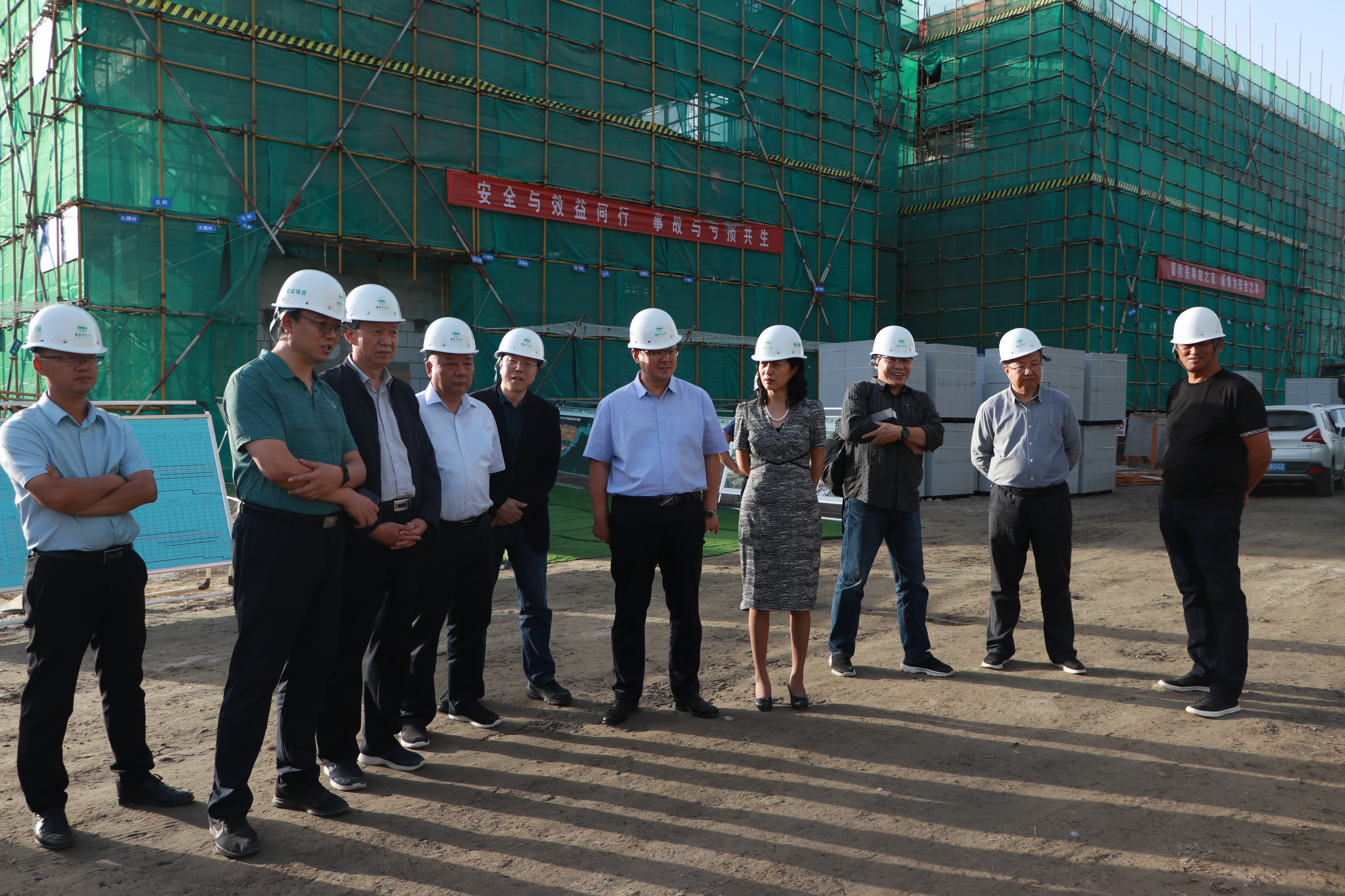 学校领导一线调研推动项目建设，筑梦未来发展
