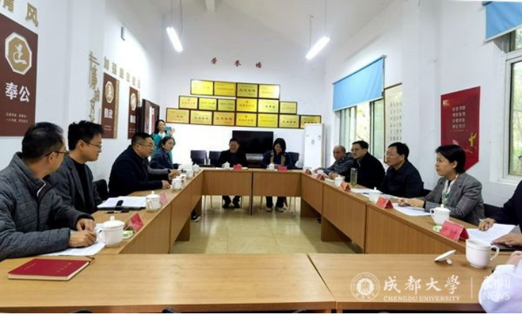 学校党委书记李维率队开展春节前走访慰问活动纪实