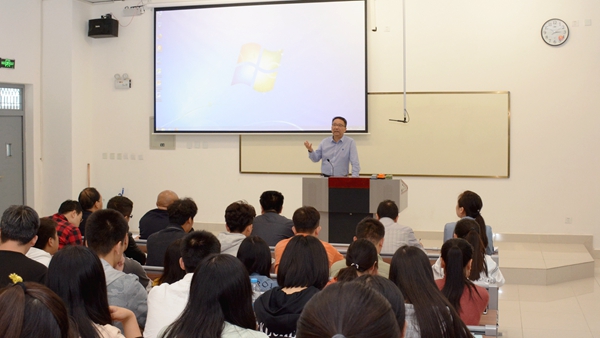 学校副校长阙勇平深入课堂，讲授思政课——引领学子筑梦未来