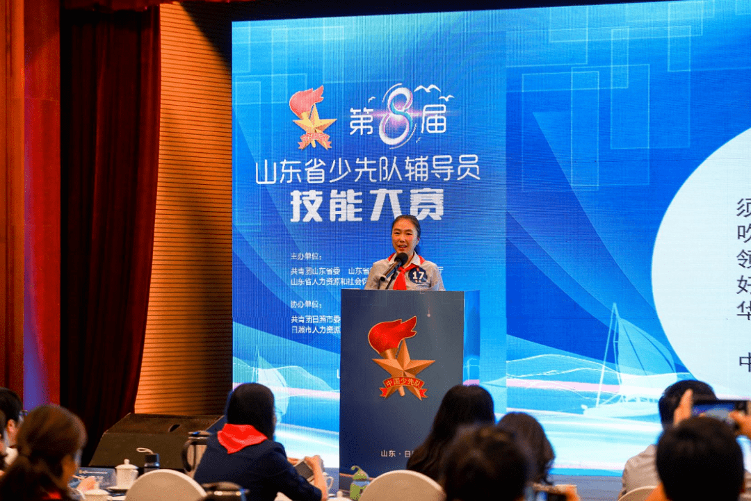 喜报！我院何文芳老师在第十三届上海高校辅导员素质能力大赛中荣获特等奖